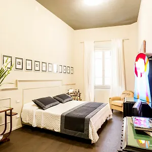 arnobio-florence-suites.it-tuscanyhotel.com/