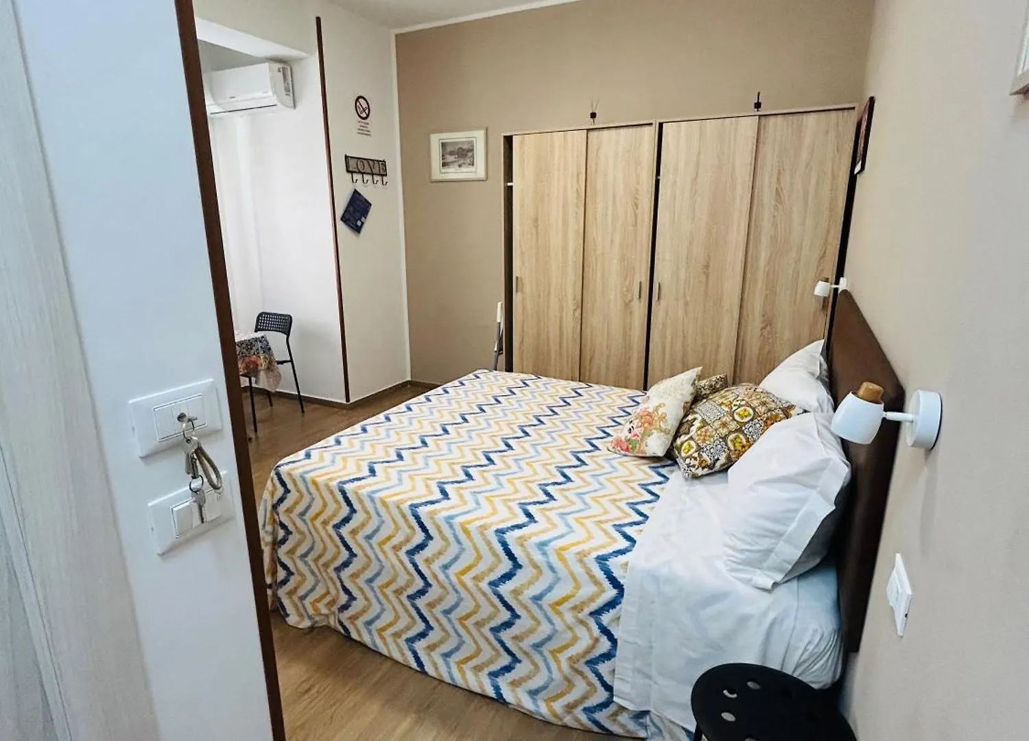 Sicilyhouse Palermo 호텔 2*,